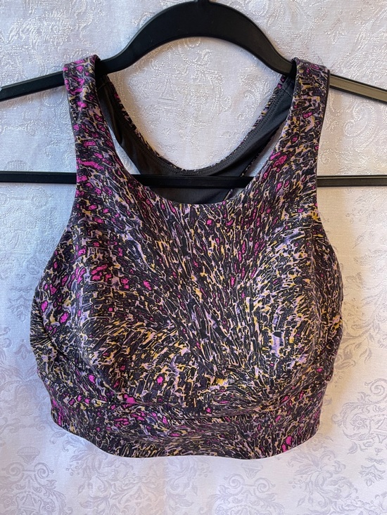 lululemon athletica Other - NWOT LuLuLemon Wunder train longline bra in multi-color pattern. Size 6.
